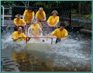 07042670.jpg (98689 Byte)