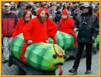 o3090992.jpg (48469 Byte)